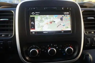 Renault Trafic, 2.0, 107 kW, diesel, manual, front-wheel drive