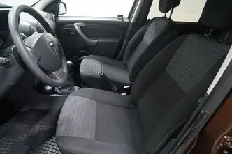 Dacia Duster, 1.6, 77 kW, petrol, manual, front-wheel drive