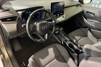 Toyota Corolla, 1.2, 85 kW, bensiin, automaat, esivedu