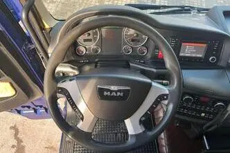 MAN TGX 33.560 6x4, 412 kW, diisel, automaat