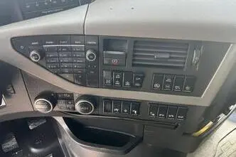 Volvo FH 16 750 8x4*4, 552 kW, diisel, automaat