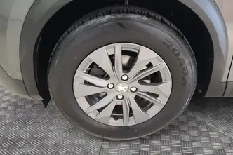 Peugeot 2008, 1.2, 96 kW, petrol, automatic, front-wheel drive