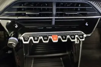 Peugeot 2008, 1.2, 96 kW, petrol, automatic, front-wheel drive