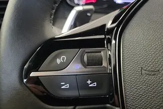 Peugeot 2008, 1.2, 96 kW, petrol, automatic, front-wheel drive