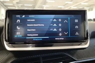 Peugeot 2008, 1.2, 96 kW, petrol, automatic, front-wheel drive