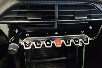 Peugeot 2008, 1.2, 96 kW, petrol, automatic, front-wheel drive