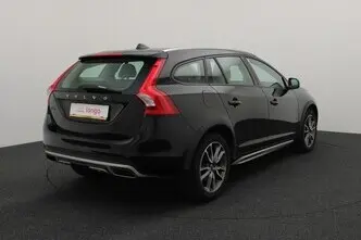 Volvo V60 Cross Country, 2.0, 110 kW, diesel, manual, front-wheel drive