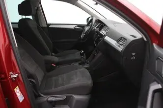 Volkswagen Tiguan, 1.4, 92 kW, petrol, manual, front-wheel drive