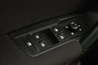 Volkswagen Tiguan, 1.4, 92 kW, petrol, manual, front-wheel drive