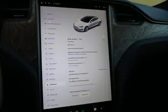 Tesla Model S, 169 kW, electric, four-wheel drive