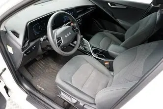 Kia Niro, 1.6, 77.2 kW, hübriid, automaat, esivedu