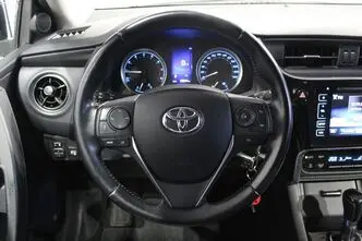 Toyota Corolla, 1.6, 97 kW, бензин, автомат, передний привод