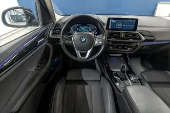 BMW X3, 2.0, 135 kW, бензин, автомат, полный привод