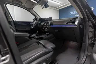 BMW X3, 2.0, 135 kW, бензин, автомат, полный привод