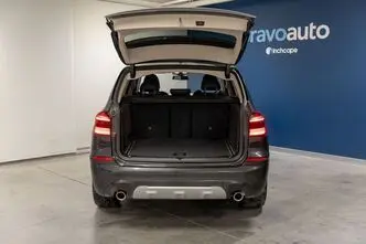 BMW X3, 2.0, 135 kW, бензин, автомат, полный привод