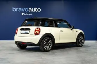 MINI Cooper, 1.5, 100 kW, бензин, автомат, передний привод