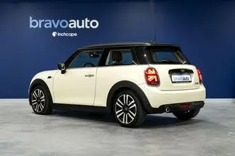 MINI Cooper, 1.5, 100 kW, бензин, автомат, передний привод