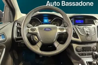 Ford Focus, 1.0, 92 kW, бензин, механическая, передний привод