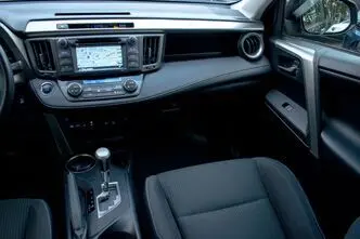 Toyota RAV4, 2.0, 111 kW, bensiin+lpg, automaat, nelikvedu