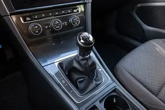 Volkswagen Golf, 1.4, 92 kW, бензин, механическая, передний привод