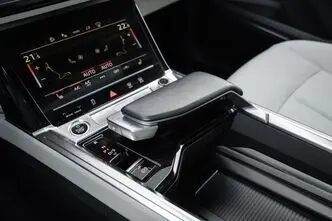 Audi Q8, 300 kW, elekter, automaat, nelikvedu