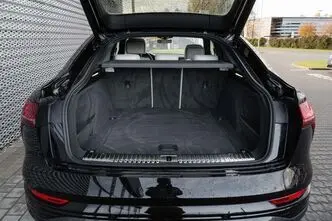 Audi Q8, 300 kW, elekter, automaat, nelikvedu