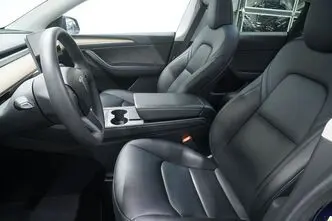 Tesla Model Y, 153 kW, elekter, automaat, nelikvedu
