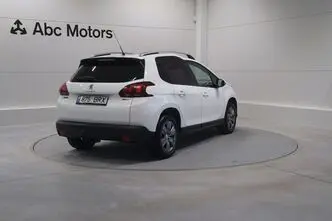 Peugeot 2008, 1.2, 60 kW, bensiin, manuaal, esivedu