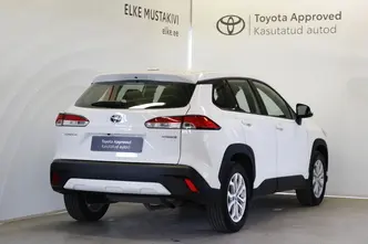 Toyota Corolla Cross, 2.0, 112 kW, гибрид, автомат, передний привод