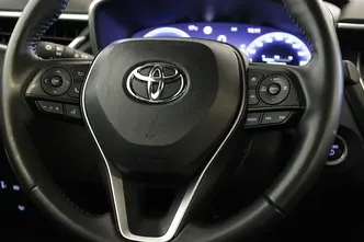 Toyota Corolla Cross, 2.0, 112 kW, гибрид, автомат, передний привод