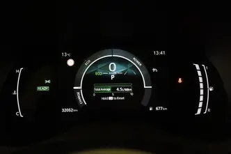 Toyota Yaris, 1.5, 68 kW, hybrid, automatic, front-wheel drive