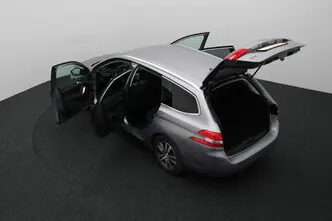 Peugeot 308, 1.5, 96 kW, diisel, automaat, esivedu