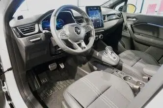 Renault Captur, 1.6, 93 kW, hybrid, automatic, front-wheel drive