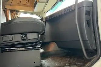 Volvo FH, 12.8, 405 kW, diesel, automatic, rear-wheel drive