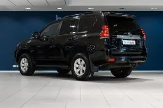 Toyota Land Cruiser, 2.8, 130 kW, дизель, автомат, полный привод