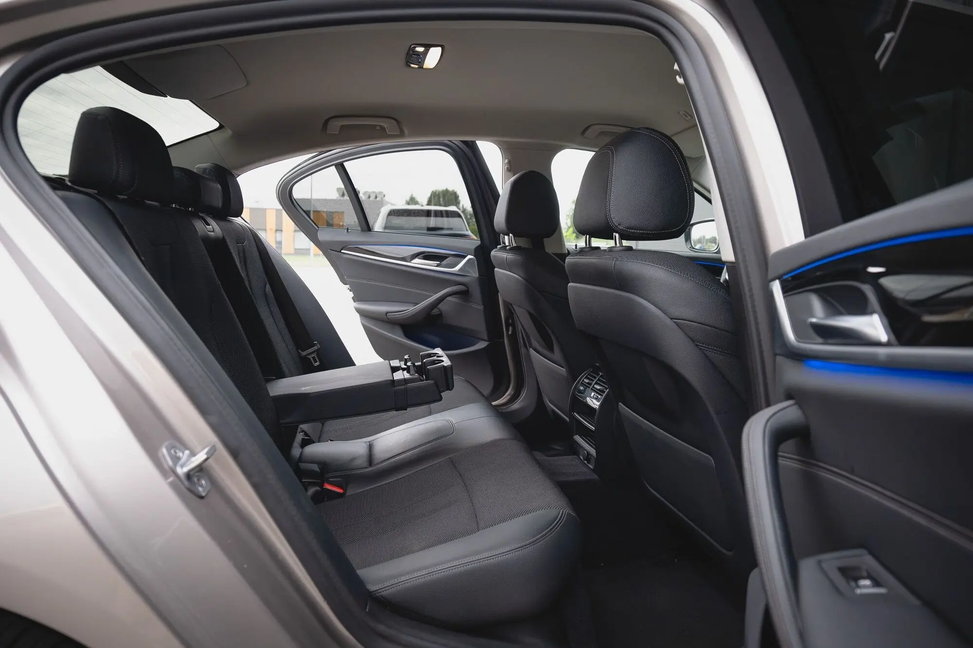 BMW 520, 2.0, 140 kW, diisel, automaat, tagavedu