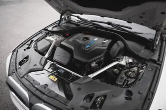 BMW 530, 2.0, 135 kW, hübriid, automaat, tagavedu