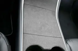 Tesla Model 3, 355 kW, elekter, automaat, nelikvedu