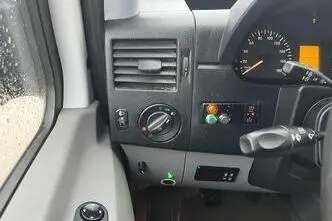 Mercedes-Benz Sprinter, 120 kW, дизель, механическая