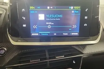 Peugeot 2008, elekter, automaat, esivedu