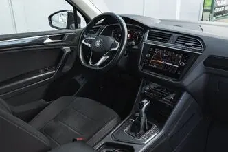 Volkswagen Tiguan, 2.0, 110 kW, дизель, автомат