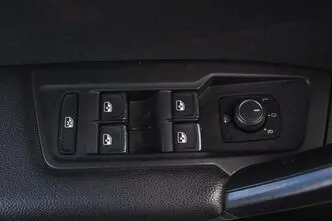 Volkswagen Tiguan, 2.0, 110 kW, дизель, автомат