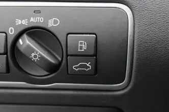 Volvo XC70, 2.0, 132 kW, diesel, manual, front-wheel drive