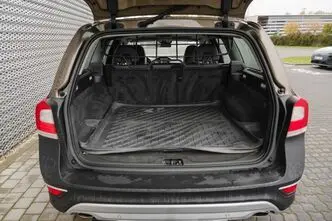 Volvo XC70, 2.0, 132 kW, diesel, manual, front-wheel drive