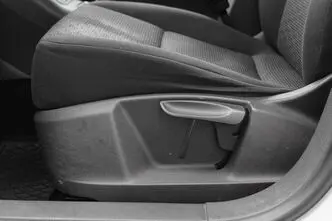 Volkswagen Tiguan, 2.0, 81 kW, diesel, manual, front-wheel drive