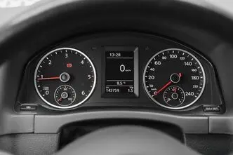 Volkswagen Tiguan, 2.0, 81 kW, diesel, manual, front-wheel drive