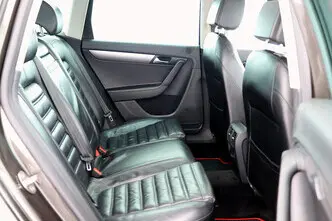 Volkswagen Passat, 1.4, 110 kW, petrol, manual, front-wheel drive