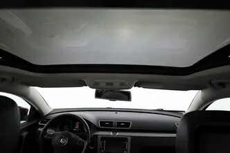 Volkswagen Passat, 1.4, 110 kW, petrol, manual, front-wheel drive