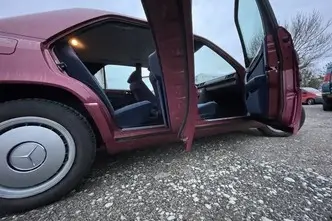 Mercedes-Benz E 200, 2.0, 100 kW, бензин, автомат, задний привод