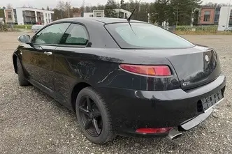 Alfa Romeo GT, 1.7, 103 kW, petrol, manual, front-wheel drive